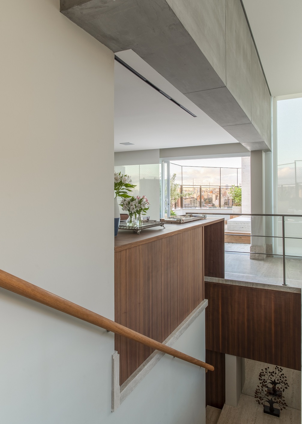 Corrimão e Aparador